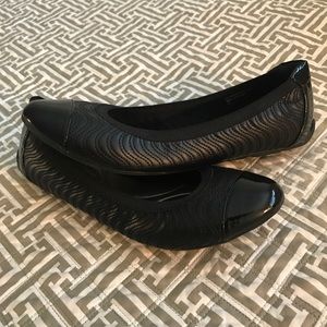 Kelly & Katie | Ballet Slippers | 9.5